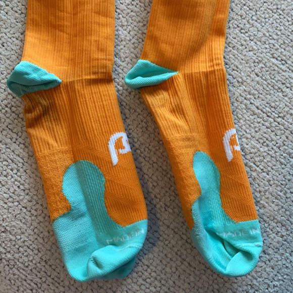 Pro Compression Socks - Picture 3 of 5